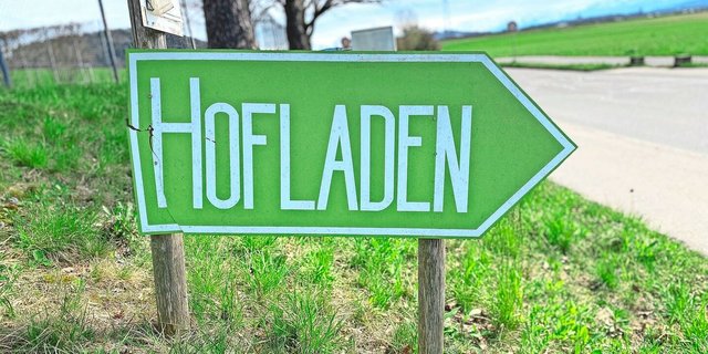 Mit einem Hofladen bleibt die Wertschöpfung auf dem Betrieb, der Zwischenhandel aussen vor. Doch der Aufwand sei hoch und das Potenzial begrenzt.