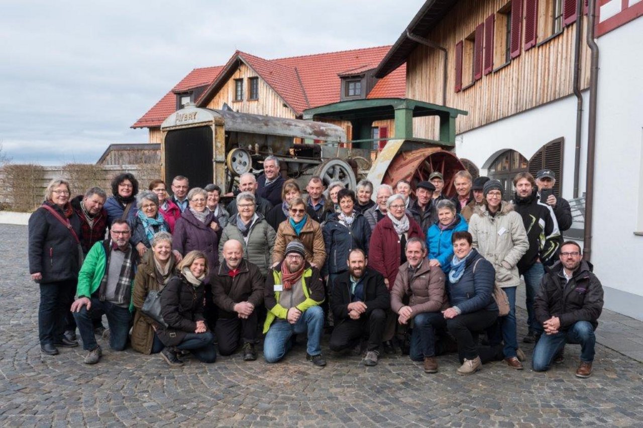 Die Reisegesellschaft besuchte auch ein Auto- und Traktorenmuseum in Gebhardsweiler in der Gemeinde Uhldingen. (Bild Ferien auf dem Bauernhof Schweiz) 