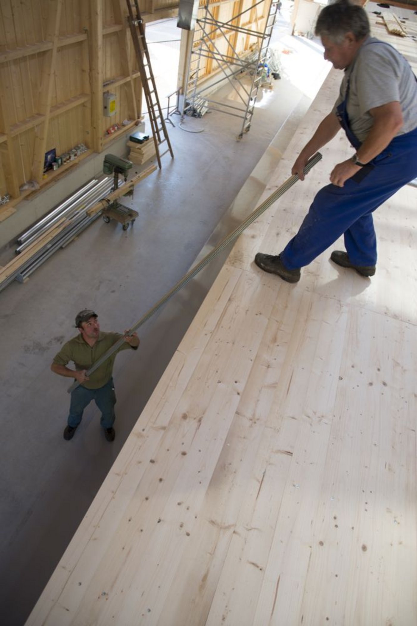 Unterstützung haben Hubers auch von Freunden und Verwandten bekommen. Oder wie hier vom früheren Besitzer des Bauernbetriebs.