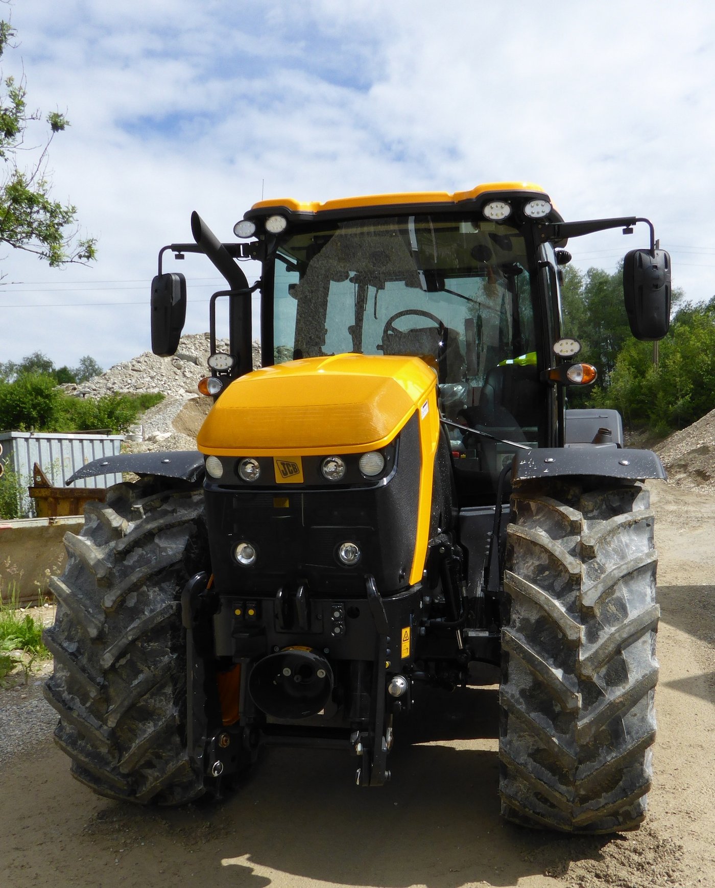 Der Fastrac 4220 hat ein Vario Getriebe von Fendt.