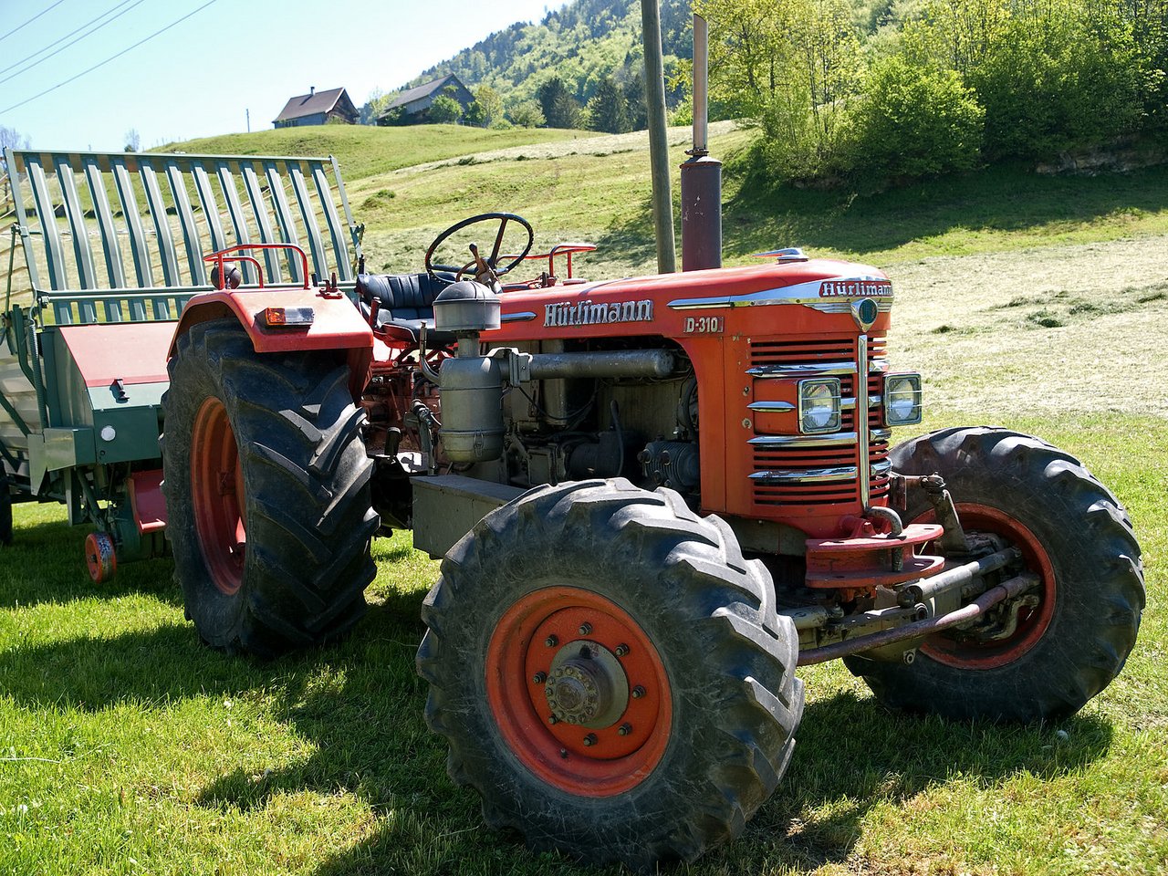 Vergangenes Jahr wurden über 193'000 Landwirtschaftsmaschinen gezählt. Dazu gehört auch dieser Hürlimann-Traktor. (Bild Wikimedia)