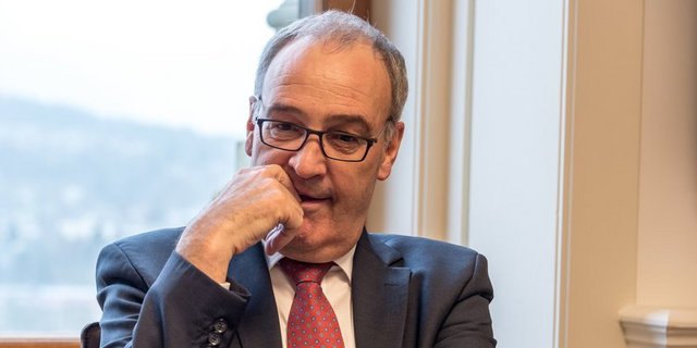 Mit der Bewältigung der Corona-Krise steht Bundespräsident Guy Parmelin kein leichtes Amtsjahr bevor. (Bilder BauZ)