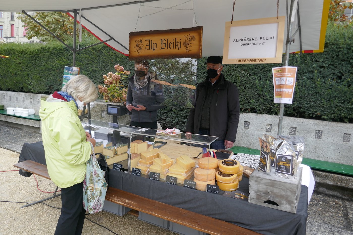 25 Käser aus verschiedenen Regionen waren am Käsefest in Luzern mit dabei.