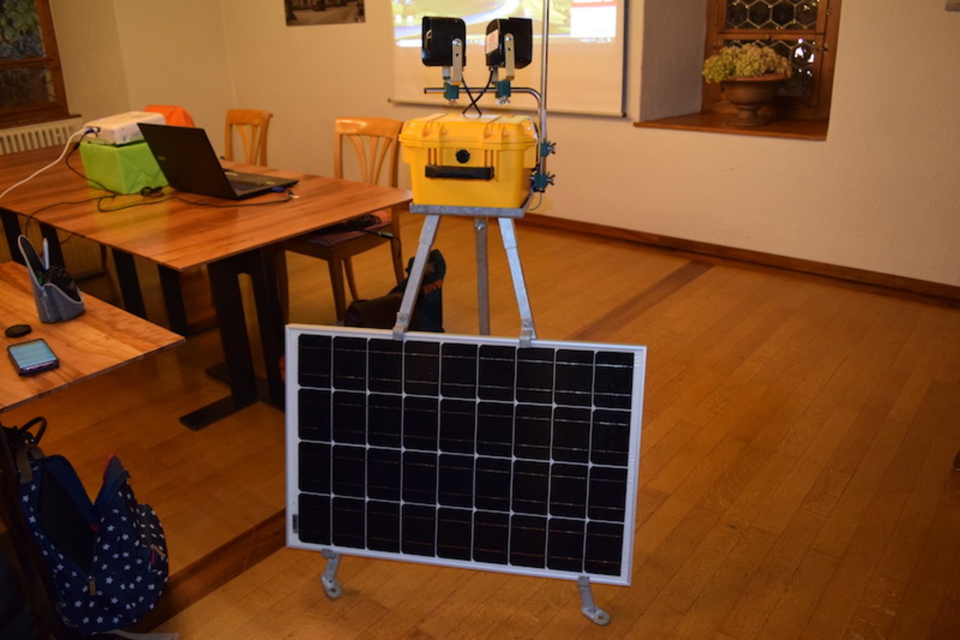 Das Solarpanel stellt die Stromversorgung sicher.