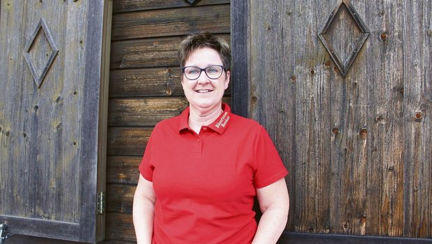 Vreni Bohl ist in verschiedenen Bereichen aktiv, unter anderem als Präsidentin des Bäuerinnenvereins Benken. 