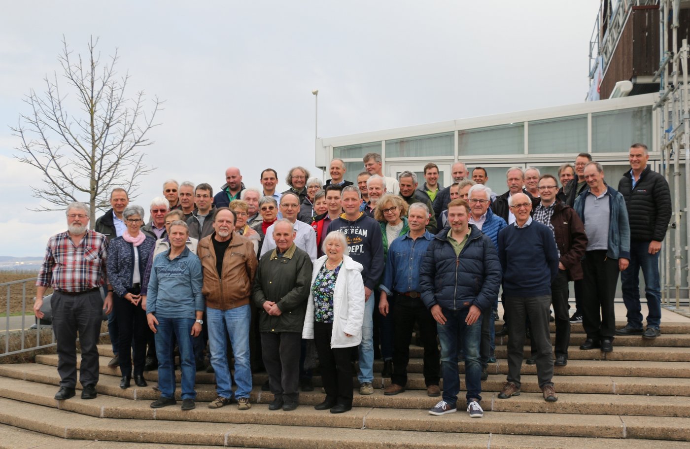 Die Anteilhabenden der Waldkorporation Güttingen treffen sich jährlich bei der Hauptversammlung. 