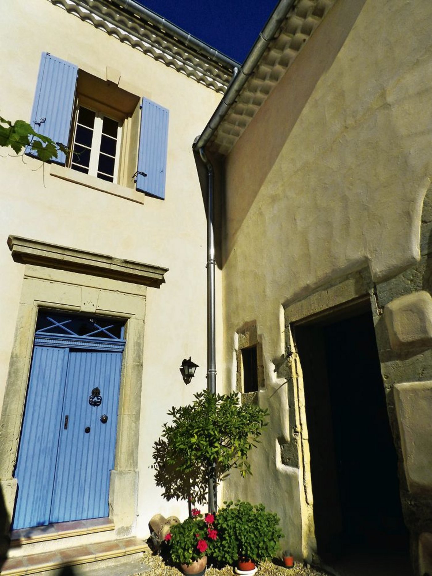 Einladend: das Gästehaus von Véronique Hofmann. (Bild: bh)