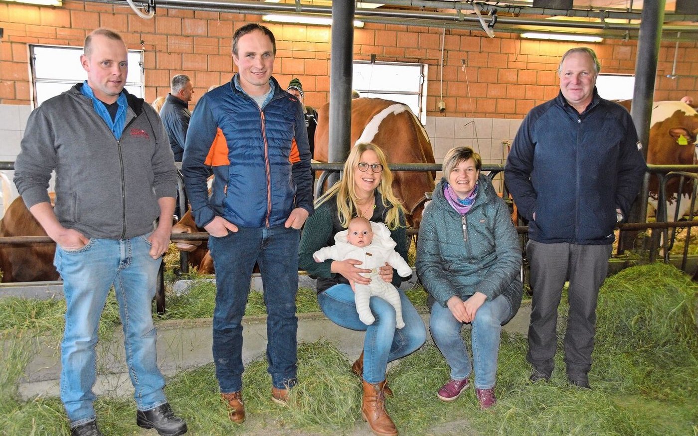 Sie sind neu im Vorstand Bruno Beyeler und Kurt Zürcher, Vorstandsmitglied Florence Tagini, die Geschäftsführerin Daniela Schmutz und der Präsident der Rassenkommission Stefan Schumacher (v.l.). 