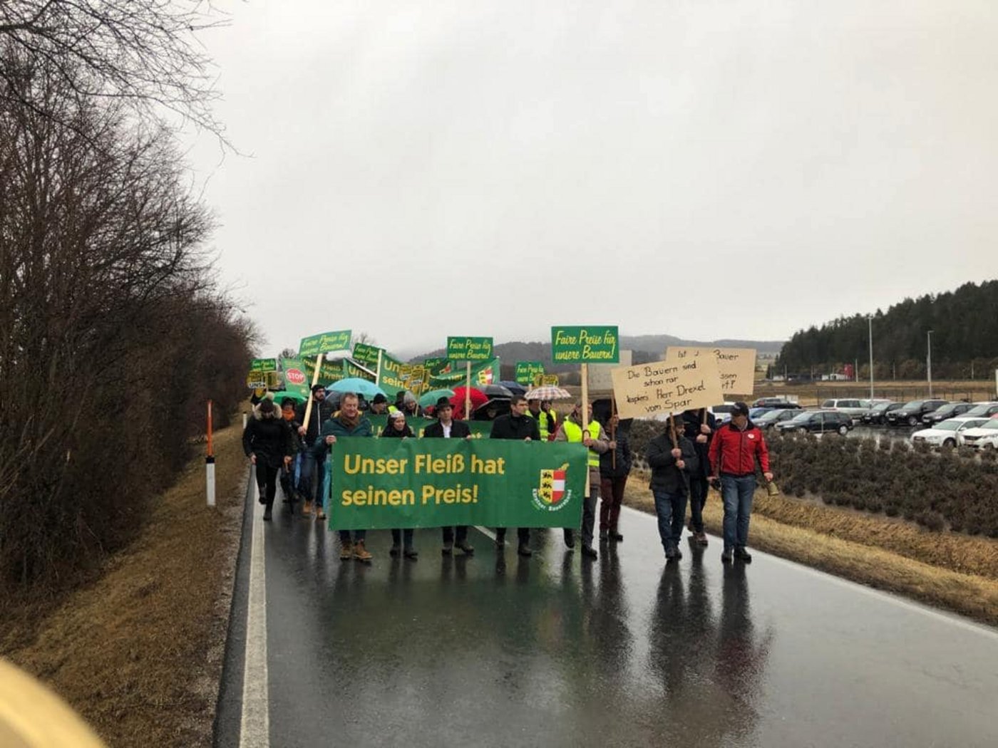 «Unser Fleiss hat ein Preis!», so das Motto der Bauern. (Bild Bauernbund)