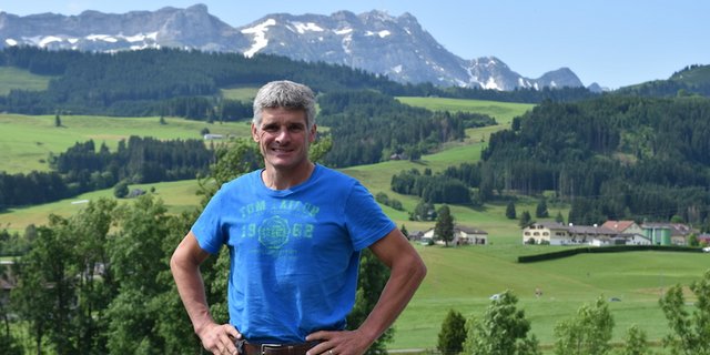 Walter Mock ist seit diesem Frühjahr Präsident des Innerrhoder Bauernverbands. Er übernahm das Zepter von Sepp Koch. (Bild Stefanie Giger)