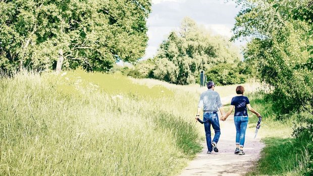 Um Ideen in Tat umzusetzen und seine Gedanken zu sortieren, hilft Bewegung: Der gute alte Waldspaziergang wäre dafür zum Beispiel ein guter Ansatz.