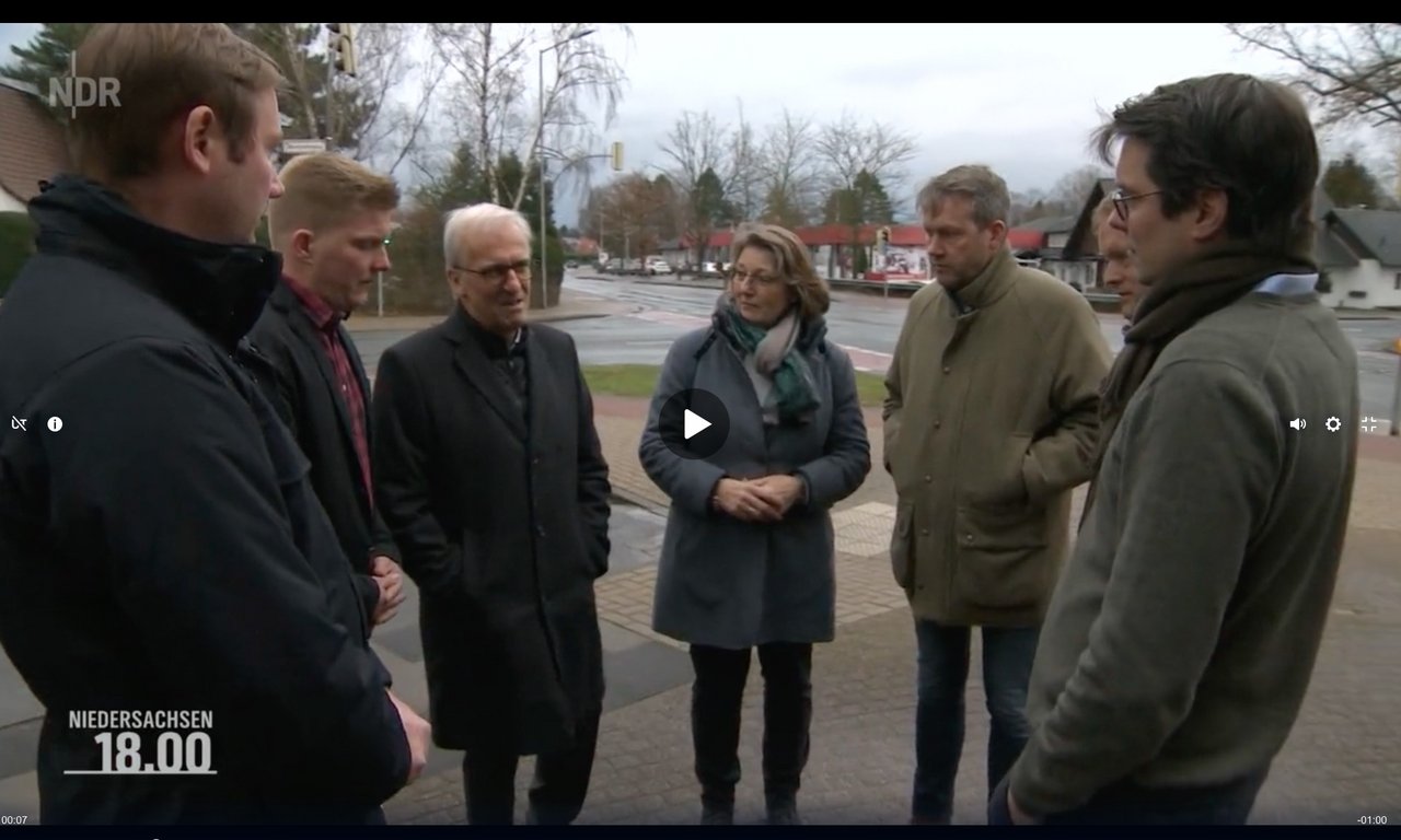 Die Edeka traf sich mit Vertretern verschiedener Bauern-Organisationen. (Screenshot Norddeutscher Rundfunk)