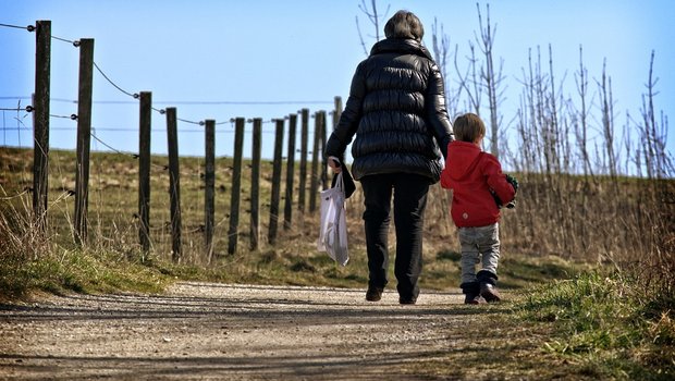 Lügen können eine liebevolle Mutter-Kind-Beziehung beeinträchtigen und den kindlichen Sinn für Realität, für Richtig und Falsch nachhaltig beeinträchtigen. (Bild Pixabay)