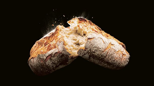 Es wird für «Schweizer Brot» geworben, unter anderem mit diesem Bild. Nur leider wird immer mehr Brot in den Tankstellen-Shops gekauft. Entweder aufgebacken oder sogar tiefgekühlt. Deshalb verschwinden Bäckereien. (Bild Schweizer Brot)