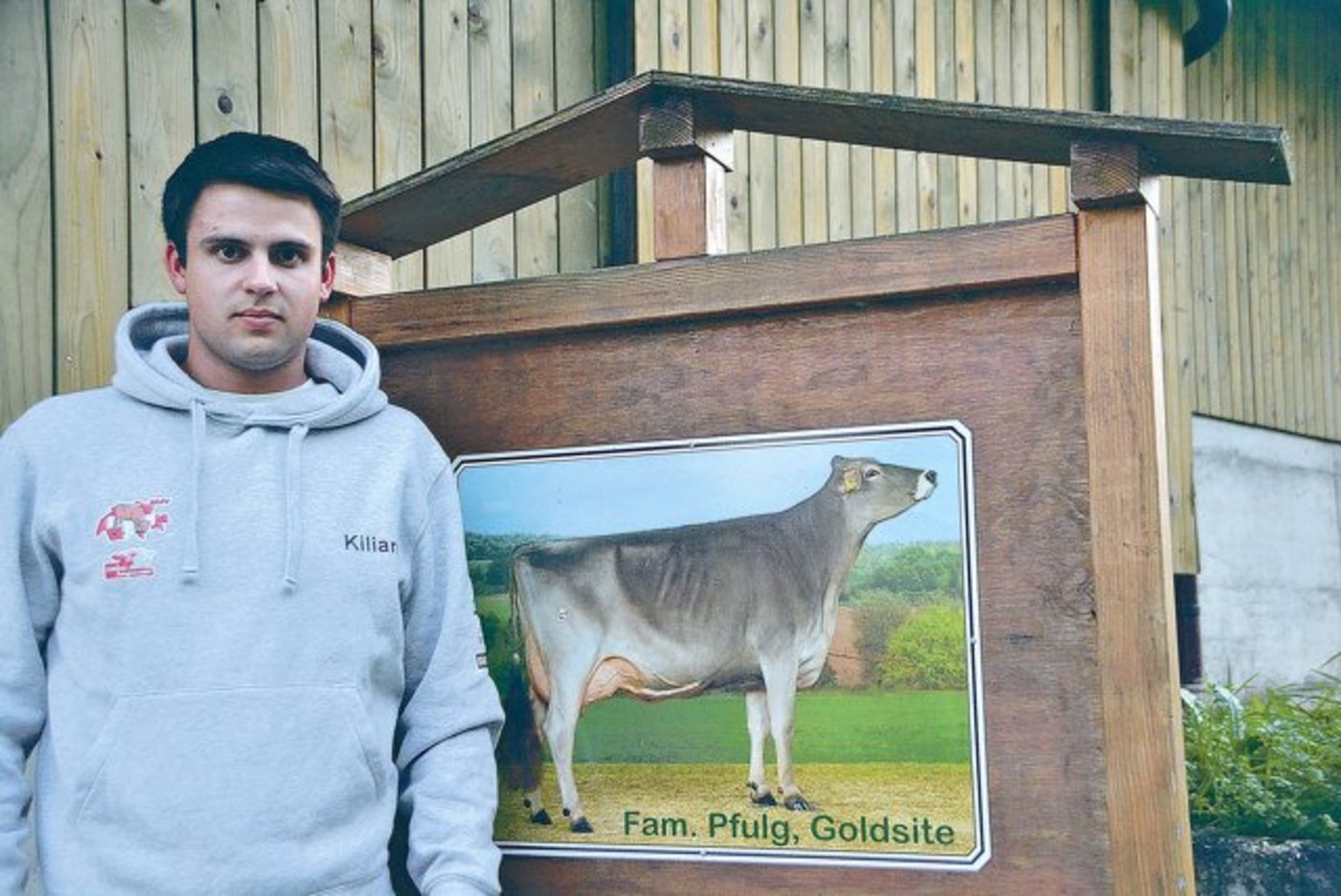 Auf dem Betrieb Goldsite wurde der Europameister der Jungzüchter von seinen Brüdern geformt. (Bild Armin Emmenegger)