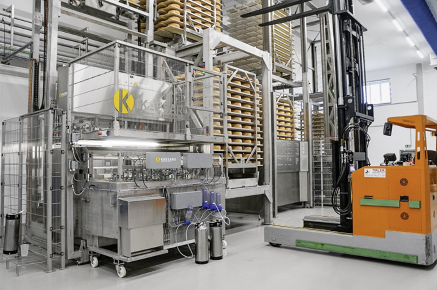 Blick in die Schmieranlage der Käserei Imlig in Oberriet. (Bild Martin Brunner / foodaktuell.ch)