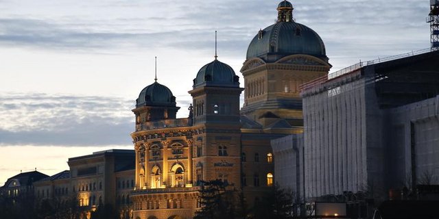 Die WAK wartet die Botschaft des Bundesrates ab, was die Themen der Agrarpolitik angeht. (Bild ji)