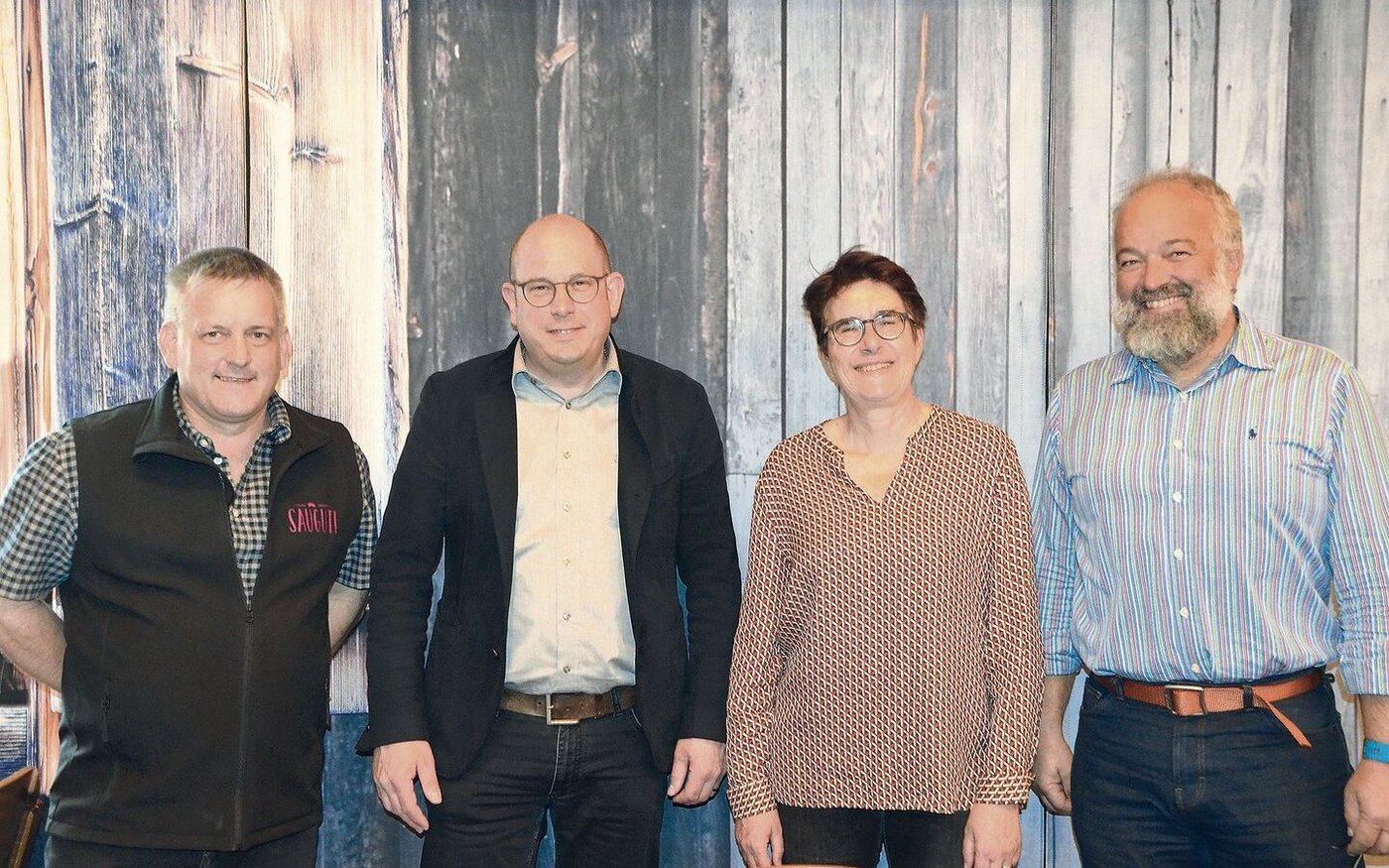 Sie informierten und lieferten den Produzenten Impulse für eine zukunftsgerichtete Produktion (v. l. n. r.): Thomas Kempf, Stefan Müller, Rita Lüchinger und Fabian Wahl.