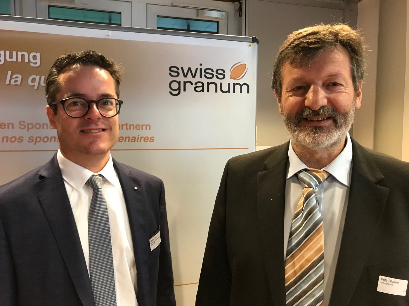 Lorenz Hirt, der neue und Fritz Glauser (r.), der scheidende Präsident von Swissgranum. (Bild akr)