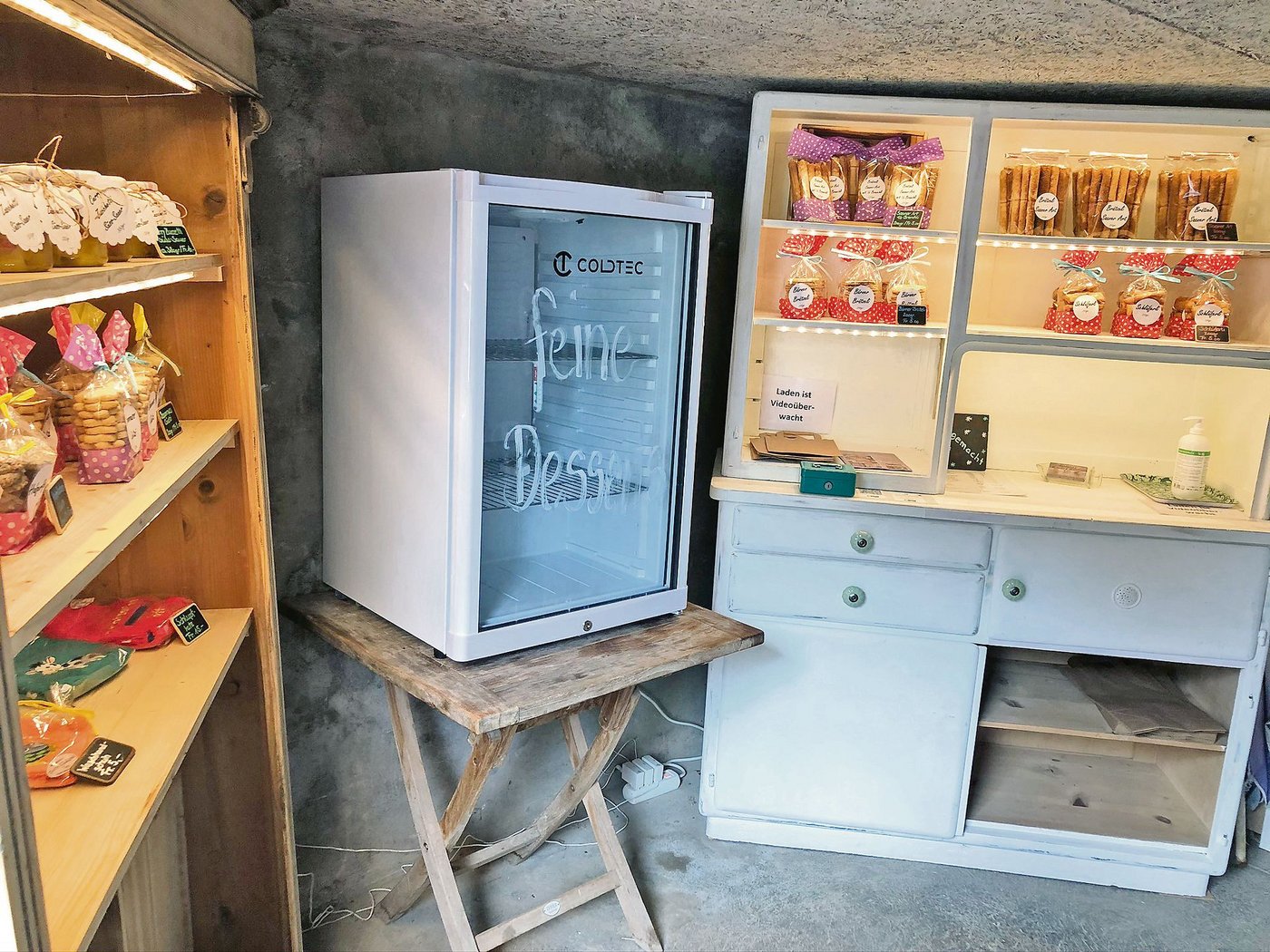 … dann zu einem schmucken Hofladen im Keller – nicht zuletzt dank Social-Media-Engagement.(Bilder Sandra Steffen-Odermatt)