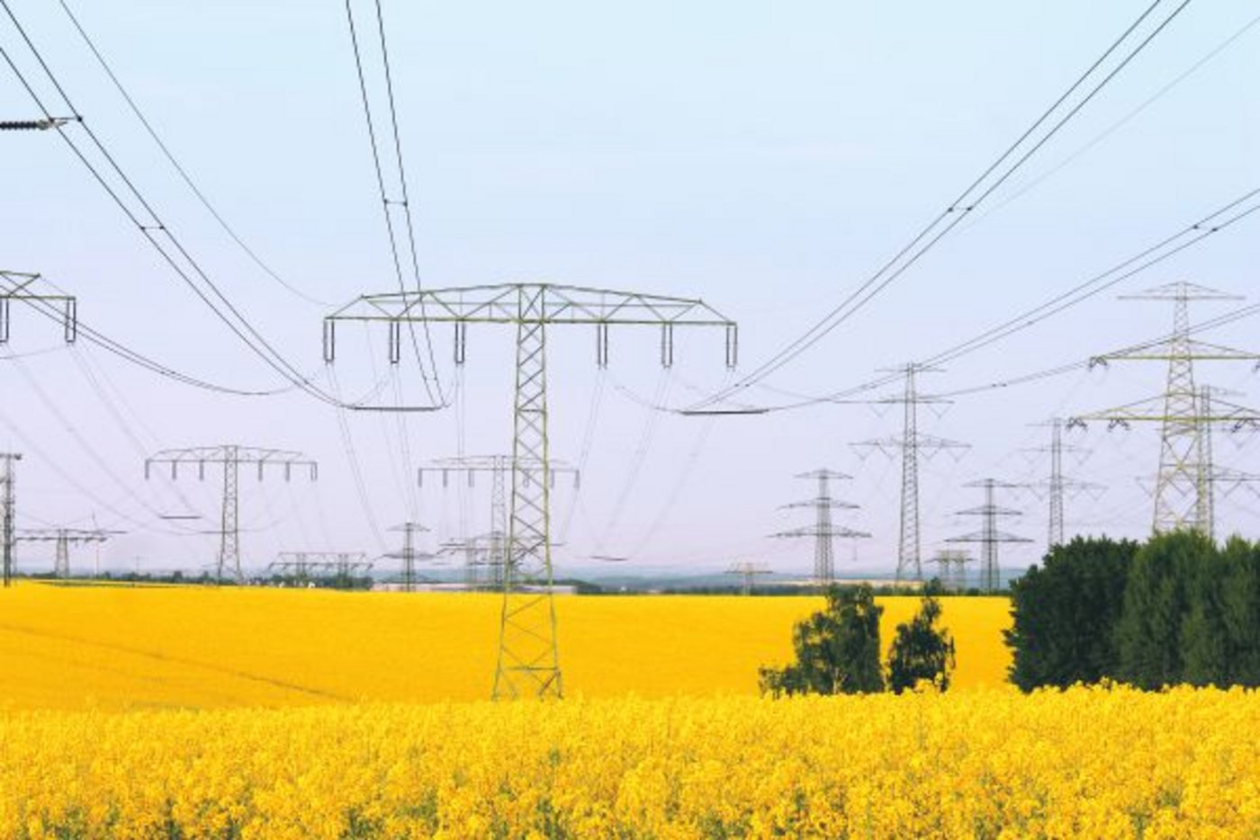 Im Kanton Aargau können Landwirte sich mit Unterstützung des Kantons und des kantonalen Bauernverbands energietechnisch beraten lassen. (Bild Uwe Schlick /pixelio.de)