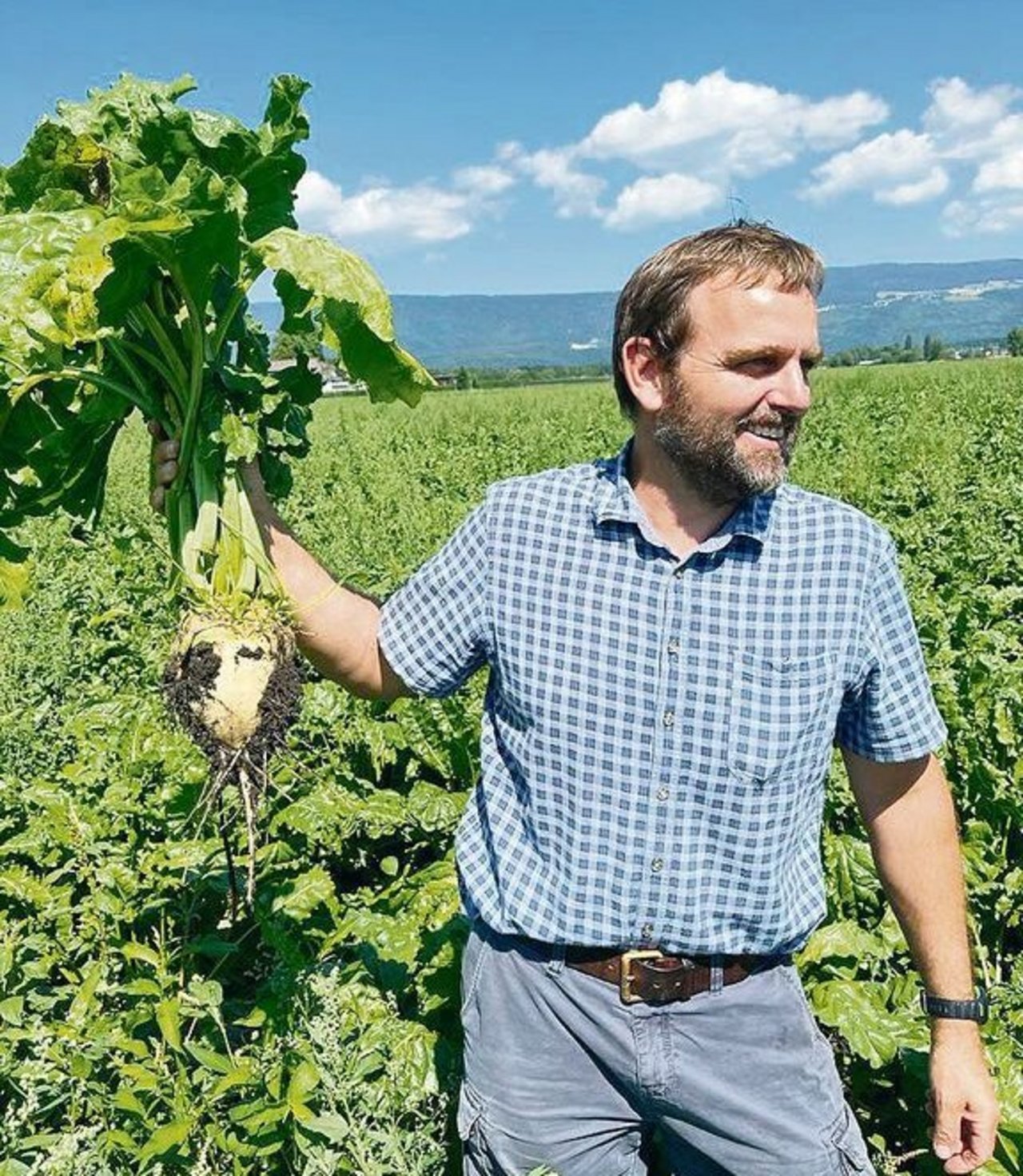 Lukas de Rougemont, Betriebsleiter Stiftung Tannenhof, war im Herbst mit seinen Biorüben mehr als zufrieden. Das Säen im Frühjahr 2023 verlief jedoch nicht ideal und brauchte Nerven. 