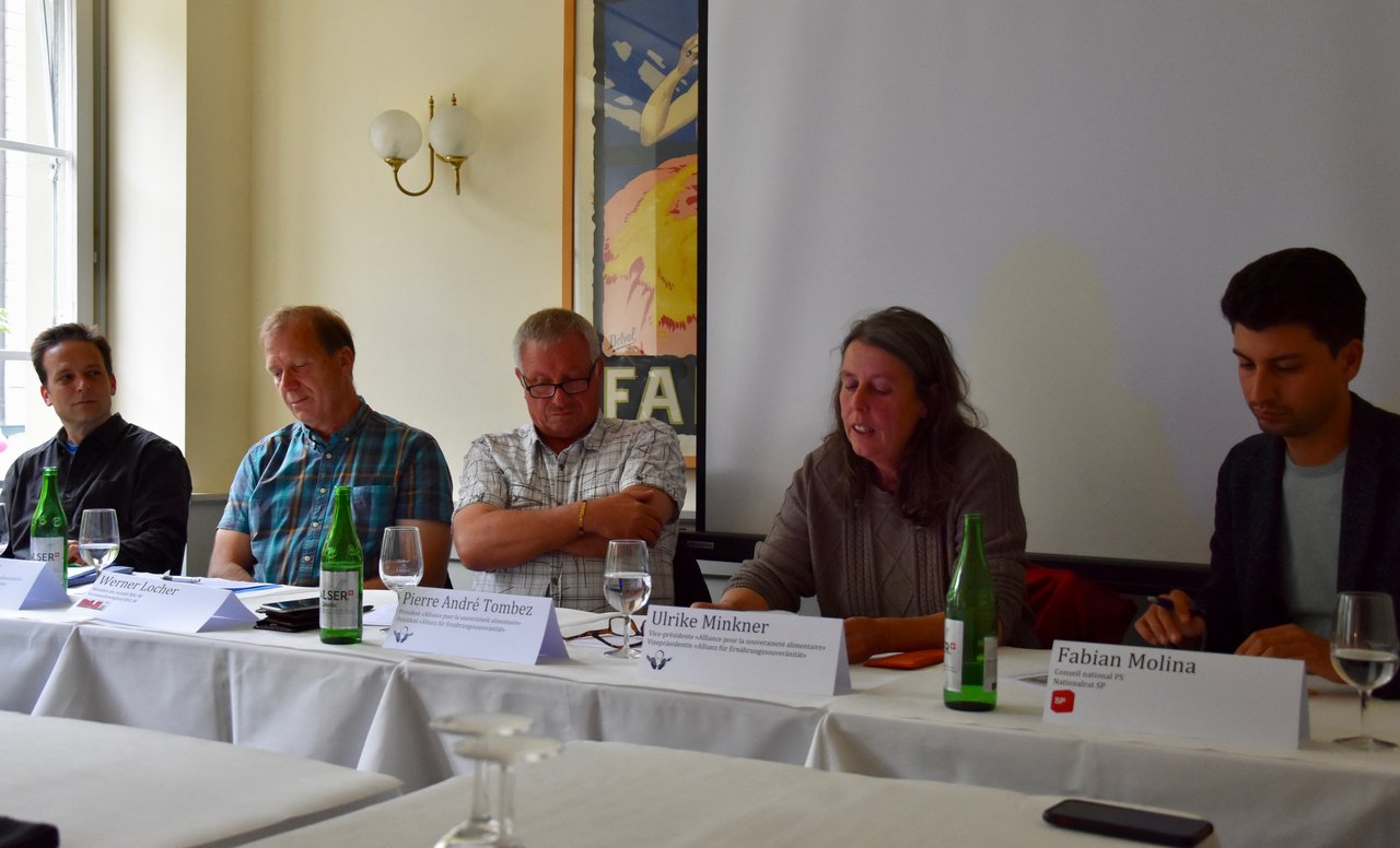 Wollten vor der Abstimmung am 23. September noch einmal ihre Meinung kundtun: Mathias Stalder, Werner Locher, Pierre André Tombez, Ulrike Minkner und Fabian Molina (von links nach rechts).