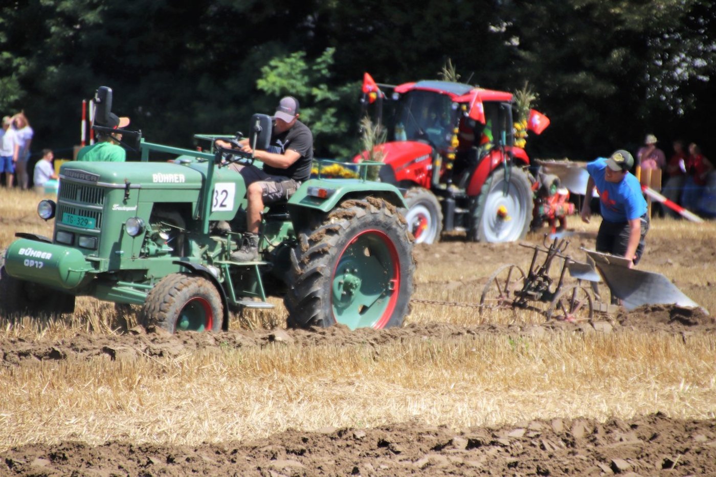 Auch das Plauschpflügen fand wiederum grossen Anklang.