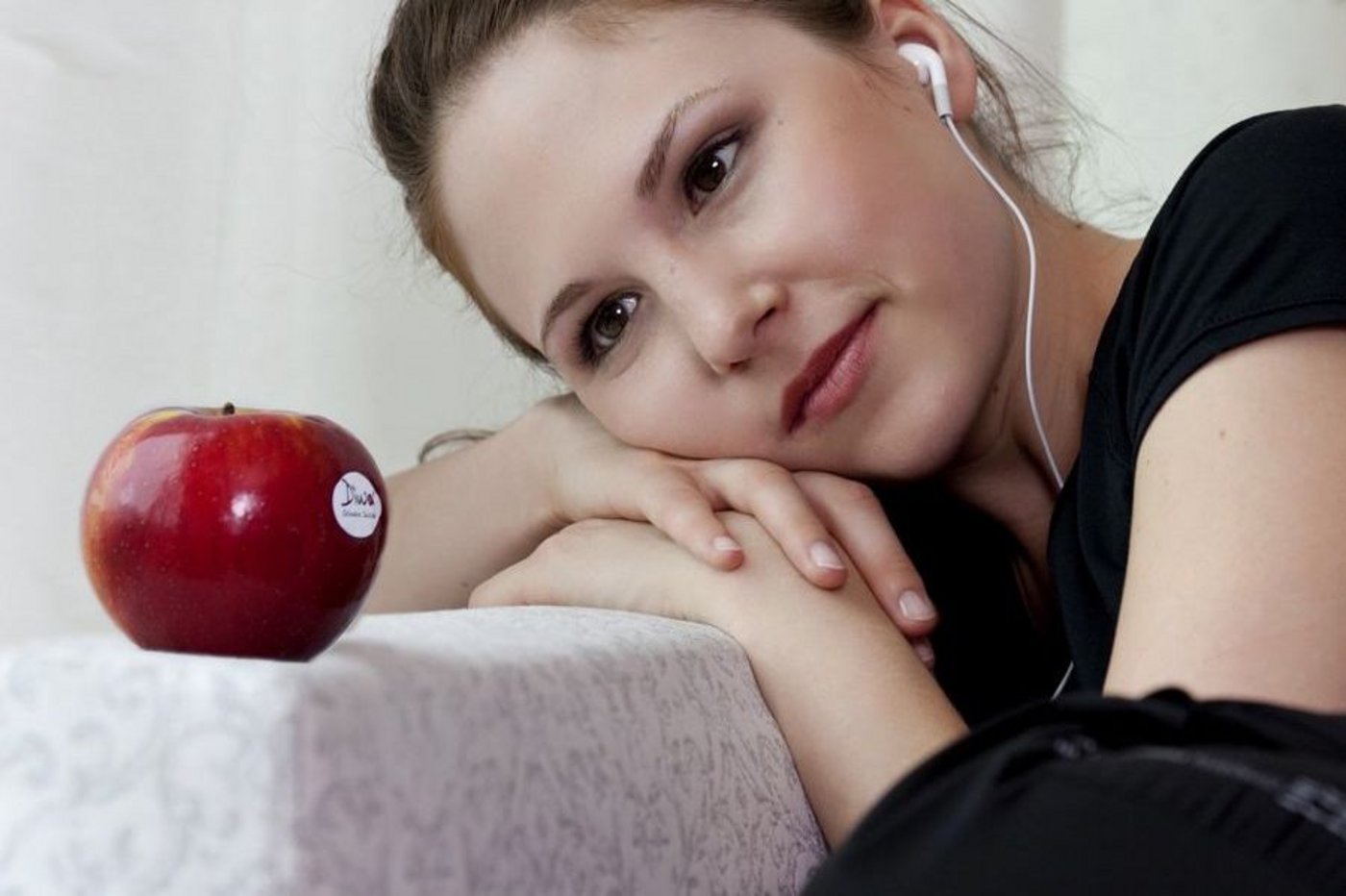 Die Werbekampagne will den Diwa-Apfel bei urbanen, jungen und sportlich aktiven Menschen bekannt machen. (BIld: Varicom)