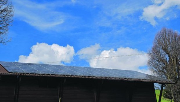 Seit 2014 werden kleine Photovoltaikanlagen (PV-Anlagen) mit einer Leistung bis 30 kW mit der Einmalvergütung gefördert. (Bild Peter Fankhauser)