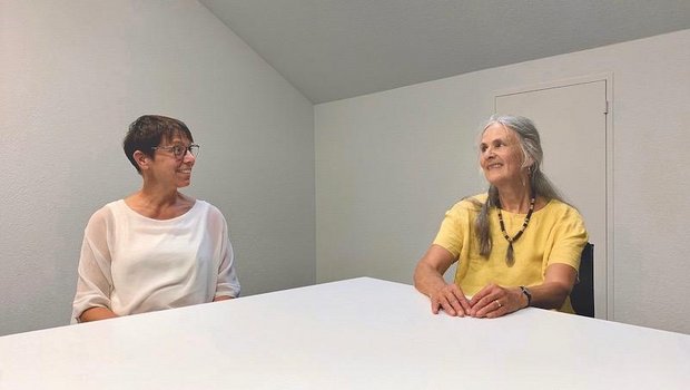 Auf Einladung der BauernZeitung trafen sich Anne Challandes (links) und Claudia Capaul zu einem Gespräch. (Bildmontage BauZ)