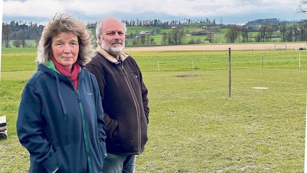 Maya und Markus Häch Maya und Markus Hächler vom Schwobshof in Gossau verstehen weder das Vorgehen noch die Intention des Kantons.