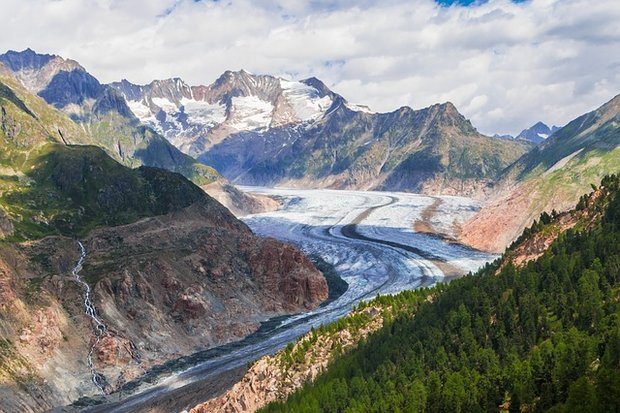 Die Gletscher schmelzen. Dies ist nur eines der Symptome des Klimawandels, den die Gletscherinitiative begrenzen will. (Bild Pixabay)
