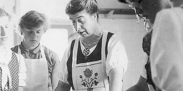 Hanni Pestalozzi war Hauswirtschaftslehrerin und gab ihr Wissen gern an angehende Bäuerinnen weiter.