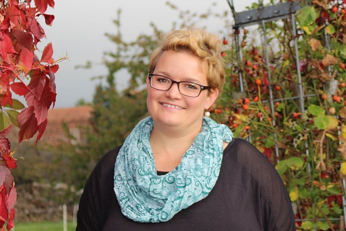 Rahel Brütsch ist engagiert – für den Betrieb, die Familie, sich selbst. (Bild: Sanna Bührer Winiger)