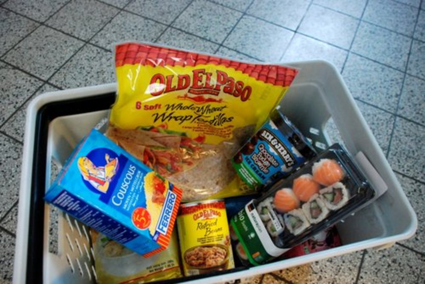 «Wir essen die Welt» – unsere Lebensmittel kommen aus aller Welt. (Bild: zvg)