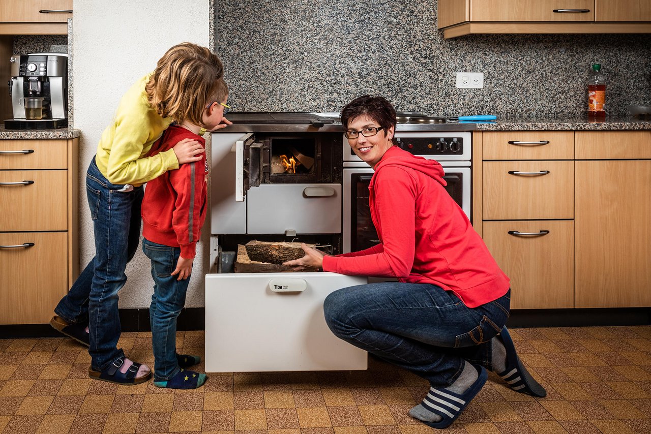 Landfrauenküche 2019 - Manuela Achermann Foto-Shooting in der Küche (Bild: SRF/Ueli Christoffel)