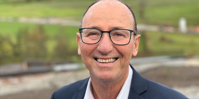 Porträt von Urs Niggli.