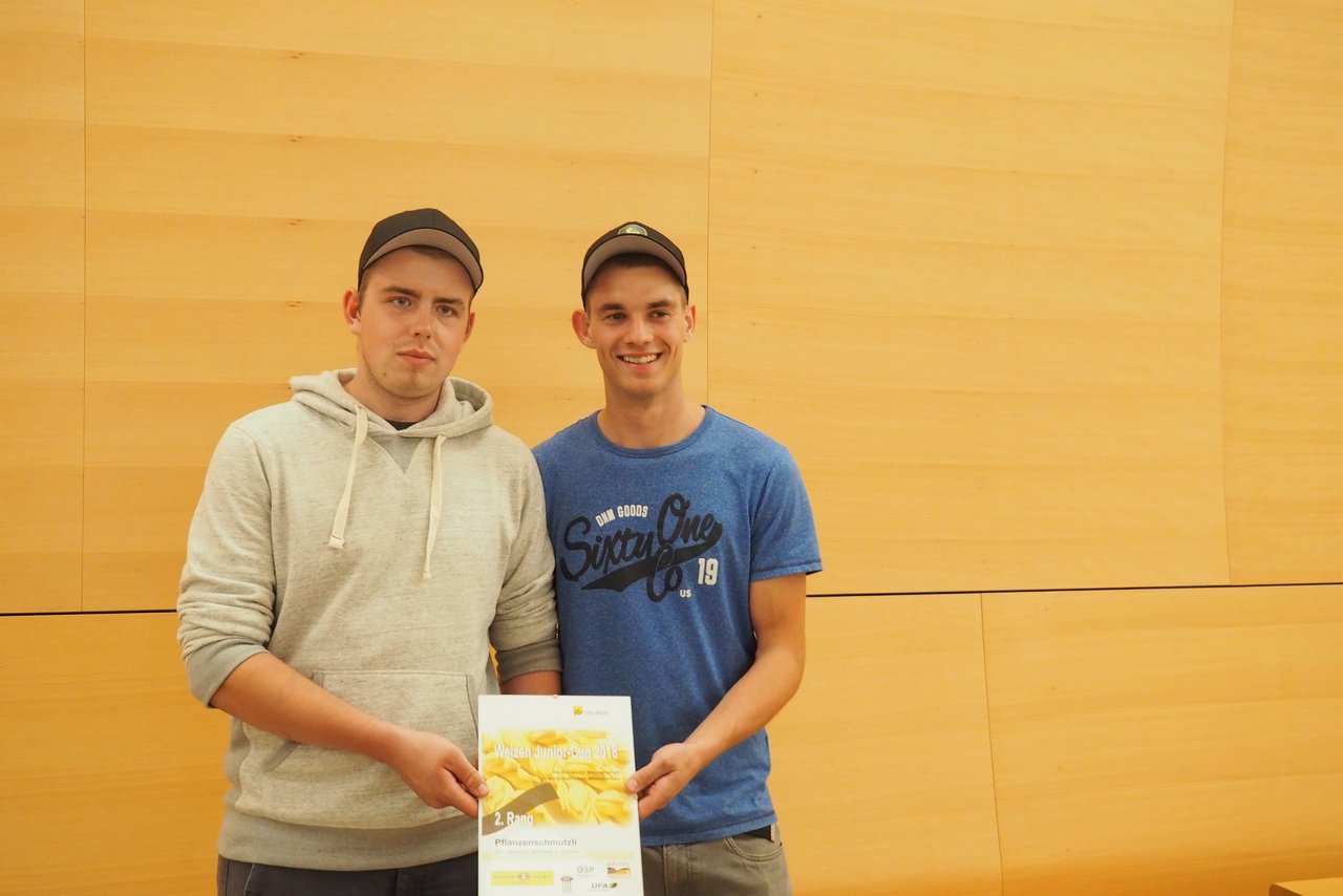 Damian Volkart und Pascal Baltiser vom Team Pflanzenschmutzli, das den 2. Platz belegte.