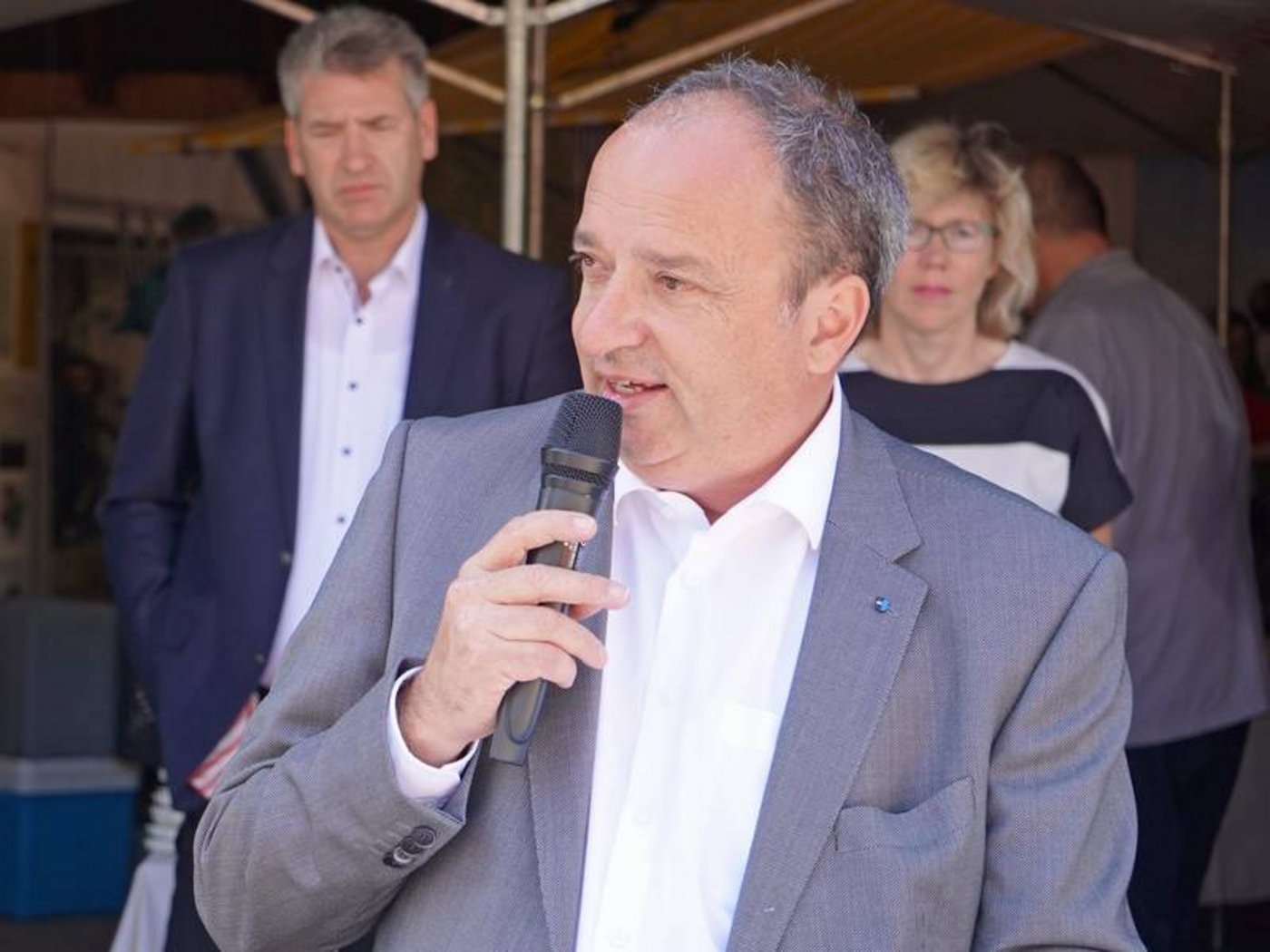 Markus Dieth freut sich, dass über 100 neue Arbeitsstellen mit dem Campus-Ausbau geschaffen werden.