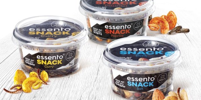 Die neuen Snacks mit ganzen Mehlwürmern und Grillen. (Bild Tina Sturzenegger)