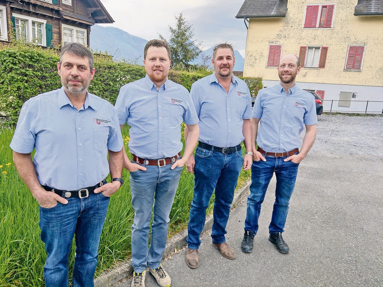 Die wiedergewählten Vorstandsmitglieder (v. l. n. r): Roland Businger, Ruedi Odermatt, Beat Risi, Sepp Lussi. (Bild Bauernverband Nidwalden)