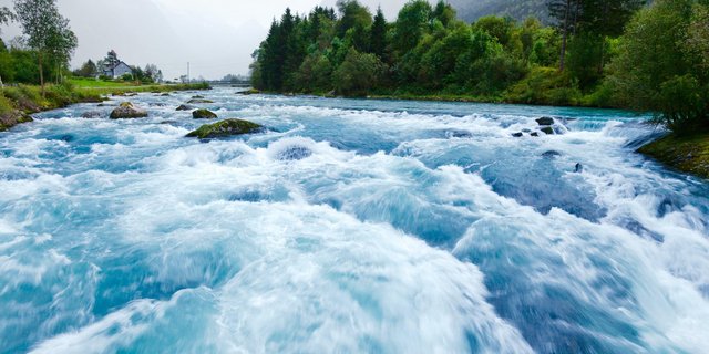 Trinkwasser-Initiative (Symbolbild: Adobe Stock)