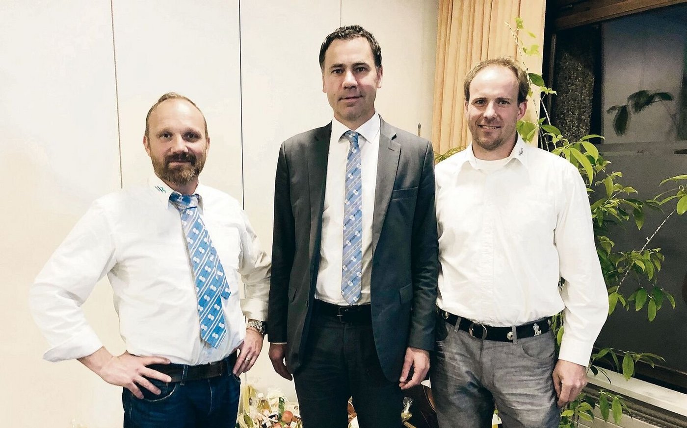 Thomas Rickenbacher, Präsident ZBV, mit Martin Rufer, Direktor Schweizer Bauernverband, und dem Geschäftsführer der Geschäftsstelle des ZBV, Ueli Staub.