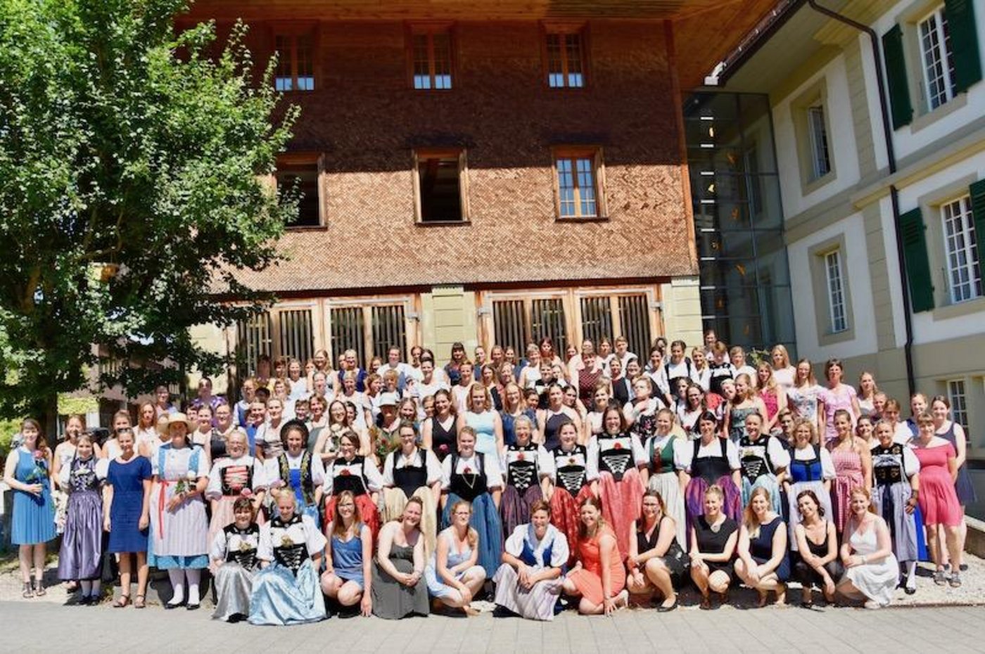 Dieses Jahr gibt es Corona-bedingt für die Bäuerinnen keine Feier zur Fachausweisübergabe. Auf dem Bild die Feier 2019. (Bild et)