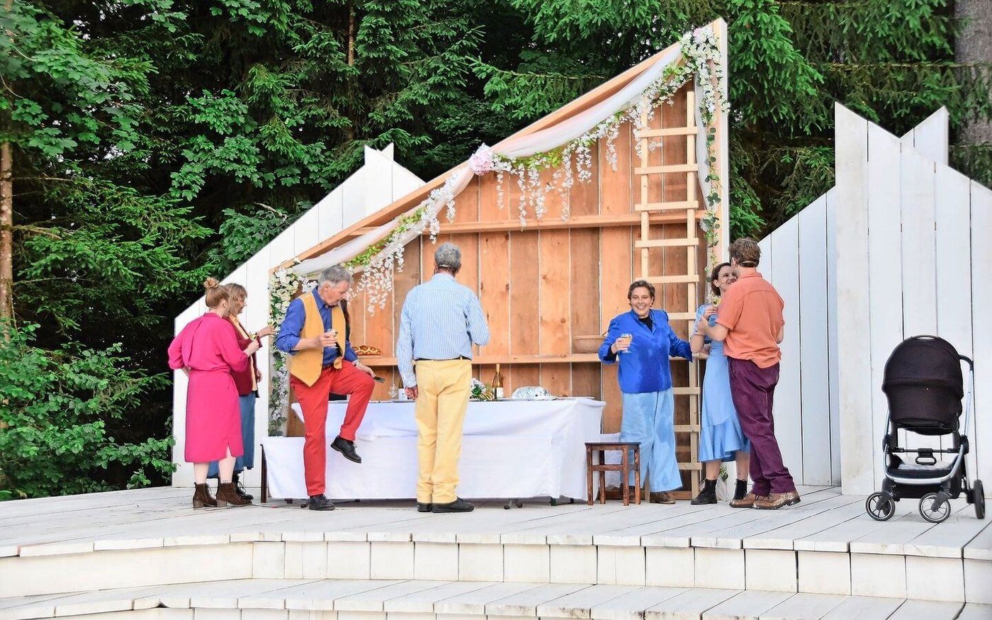 Für die diesjährige Ausgabe hat Simon Burkhalter das bekannte Stück umgeschrieben.