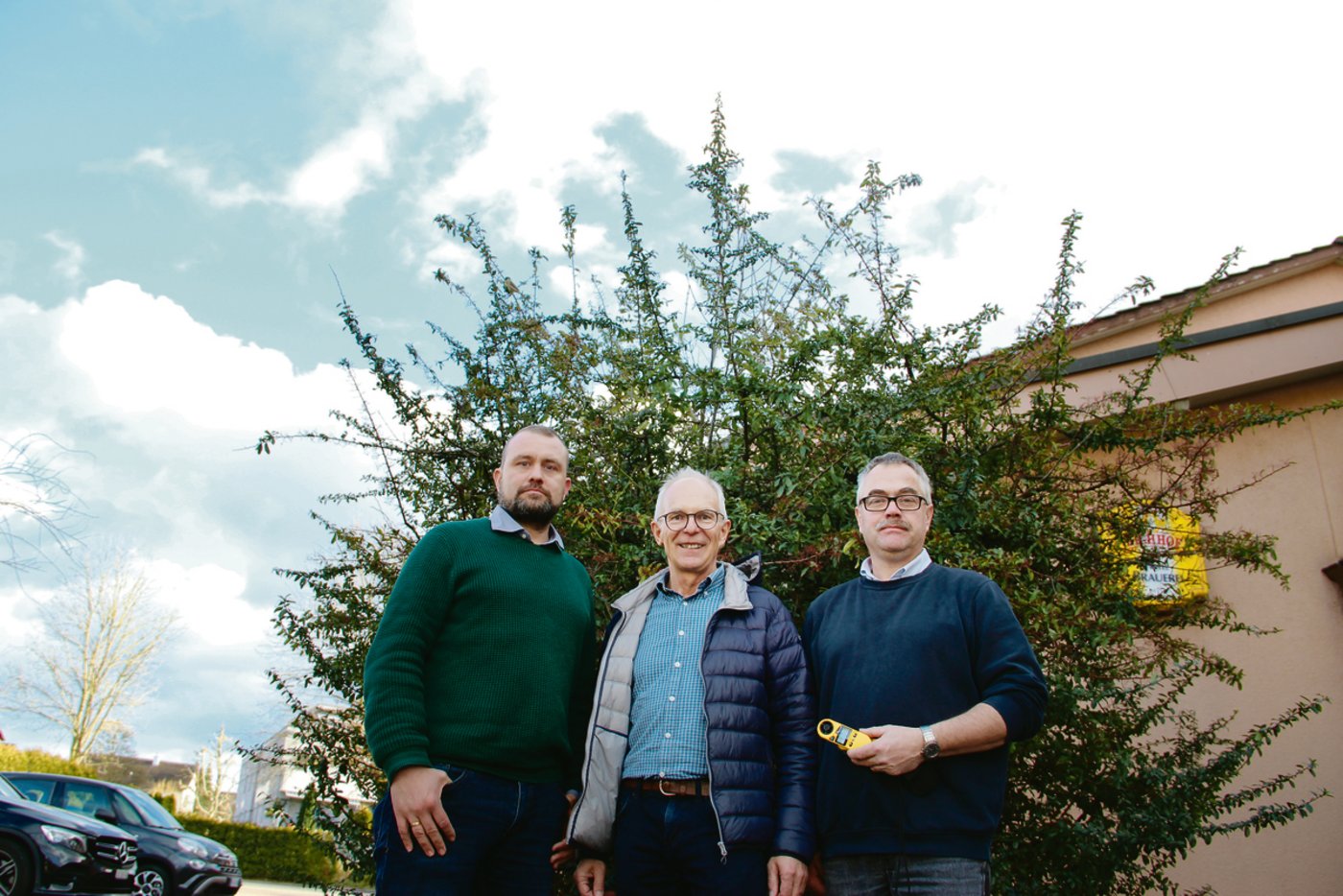 Sie informierten an der Pflanzenschutztagung (v. l. n. r.): Mirco Plath,  Heinrich Hebeisen, Martin Häberli.(Bild Sebastian Hagenbuch)