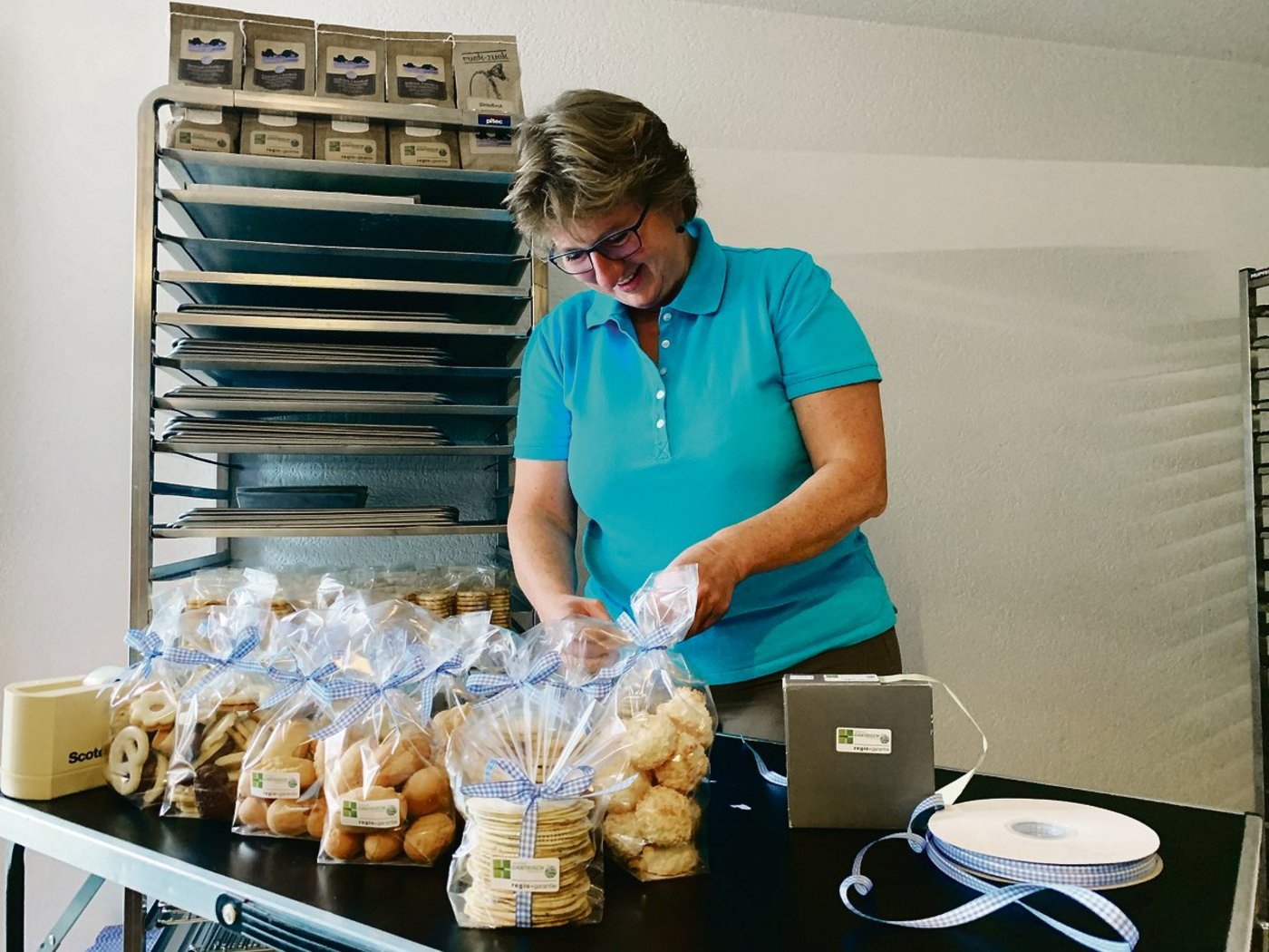 Barbara Bitterli verbringt viel Zeit in ihrer Backstube. Wenn es um Gebäck geht, hat sie einen grossen Erfahrungsschatz und kann auf Unterstützung in der Familie zählen. (Bild Barbara Bitterli)