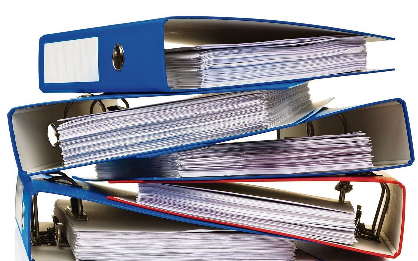 Sämtliche Versicherungsunterlagen ordentlich abzulegen, ist auf jeden Fall gut. Doch es reicht nicht. Sie sollten spätestens alle fünf Jahre überprüft werden. 