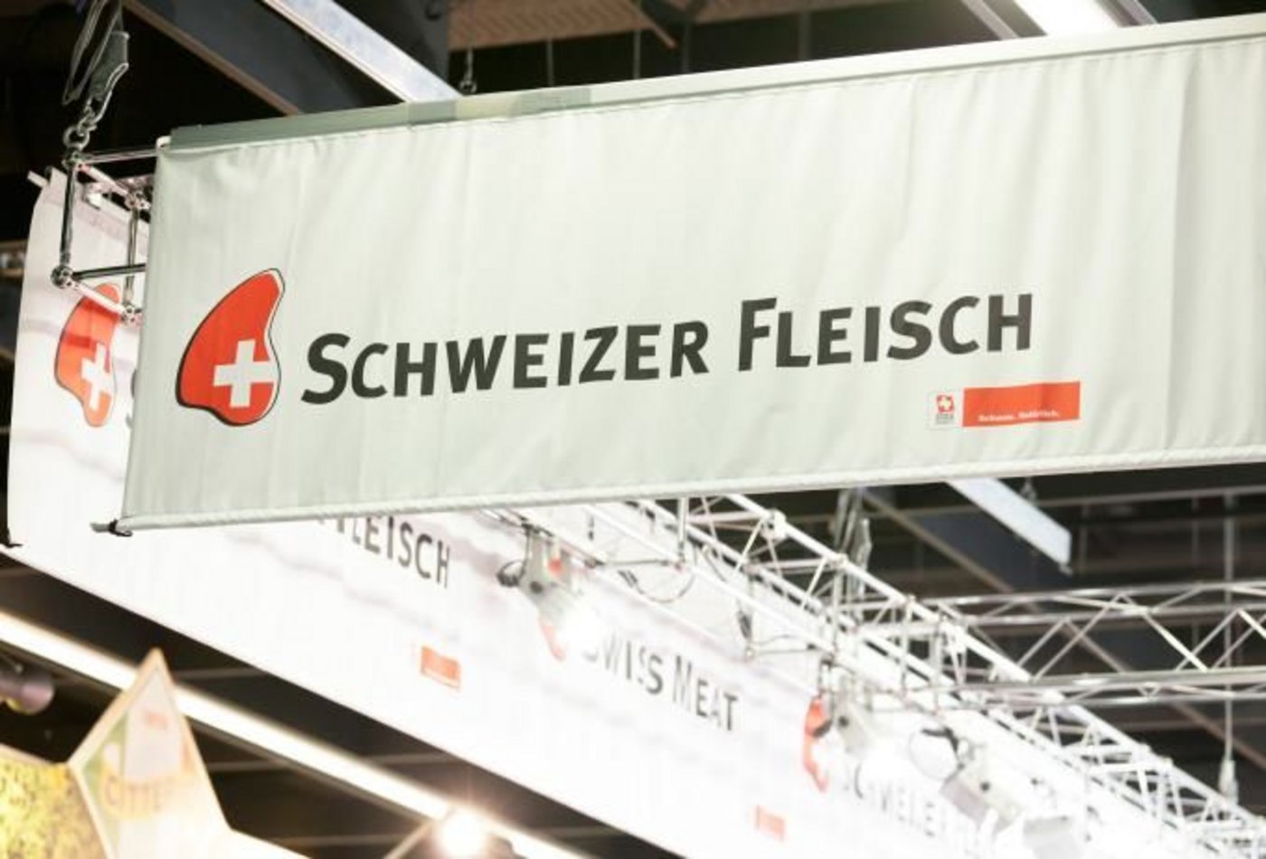 Proviande sponsert neu die Sendung «Giacobbo/Müller». (Bild: Proviande)